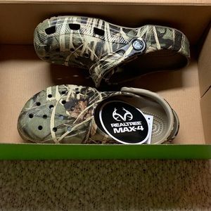 Realtree Camo Crocs